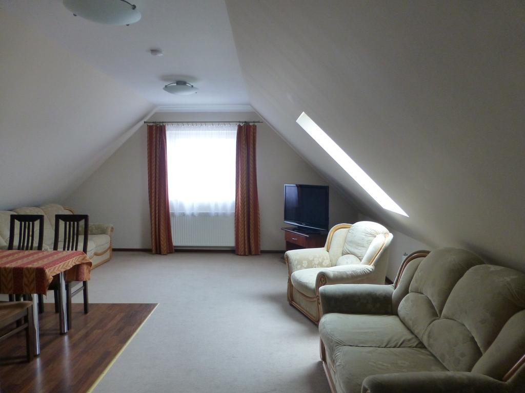 Hotel Cesarski - Kaiserhof Giżycko Exteriér fotografie