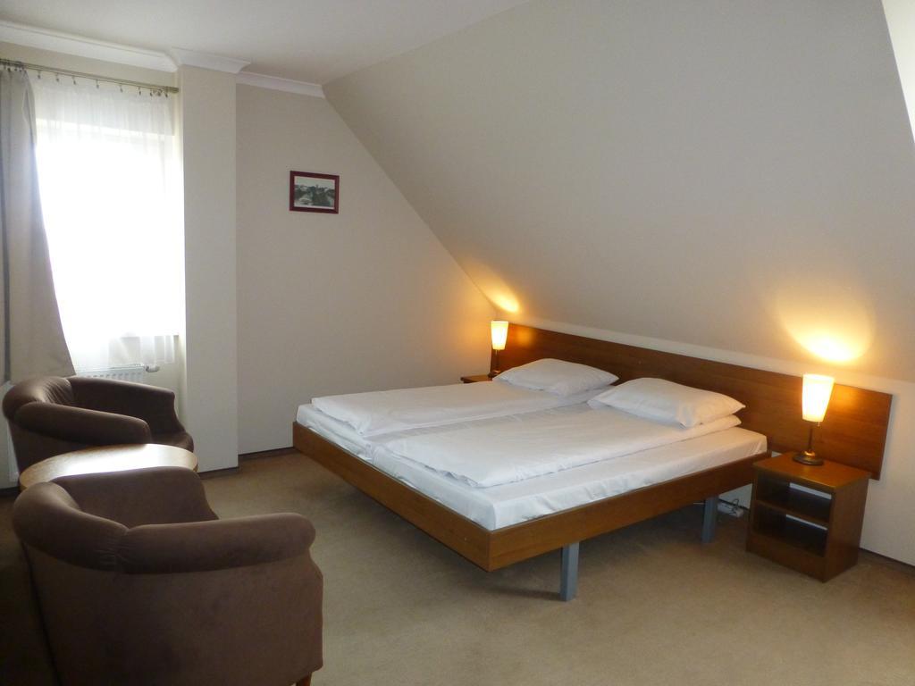 Hotel Cesarski - Kaiserhof Giżycko Exteriér fotografie
