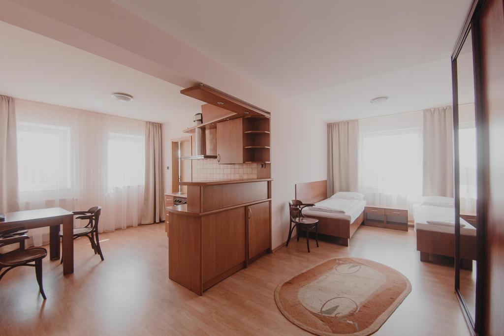 Hotel Cesarski - Kaiserhof Giżycko Exteriér fotografie