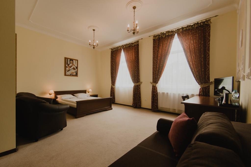 Hotel Cesarski - Kaiserhof Giżycko Exteriér fotografie