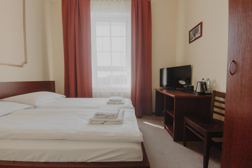 Hotel Cesarski - Kaiserhof Giżycko Exteriér fotografie